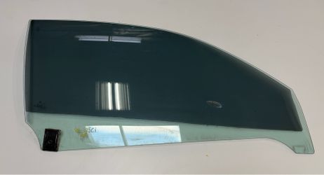 PASSENGER FRONT WINDOW GLASS BMW E46 M3 330ci 325ci