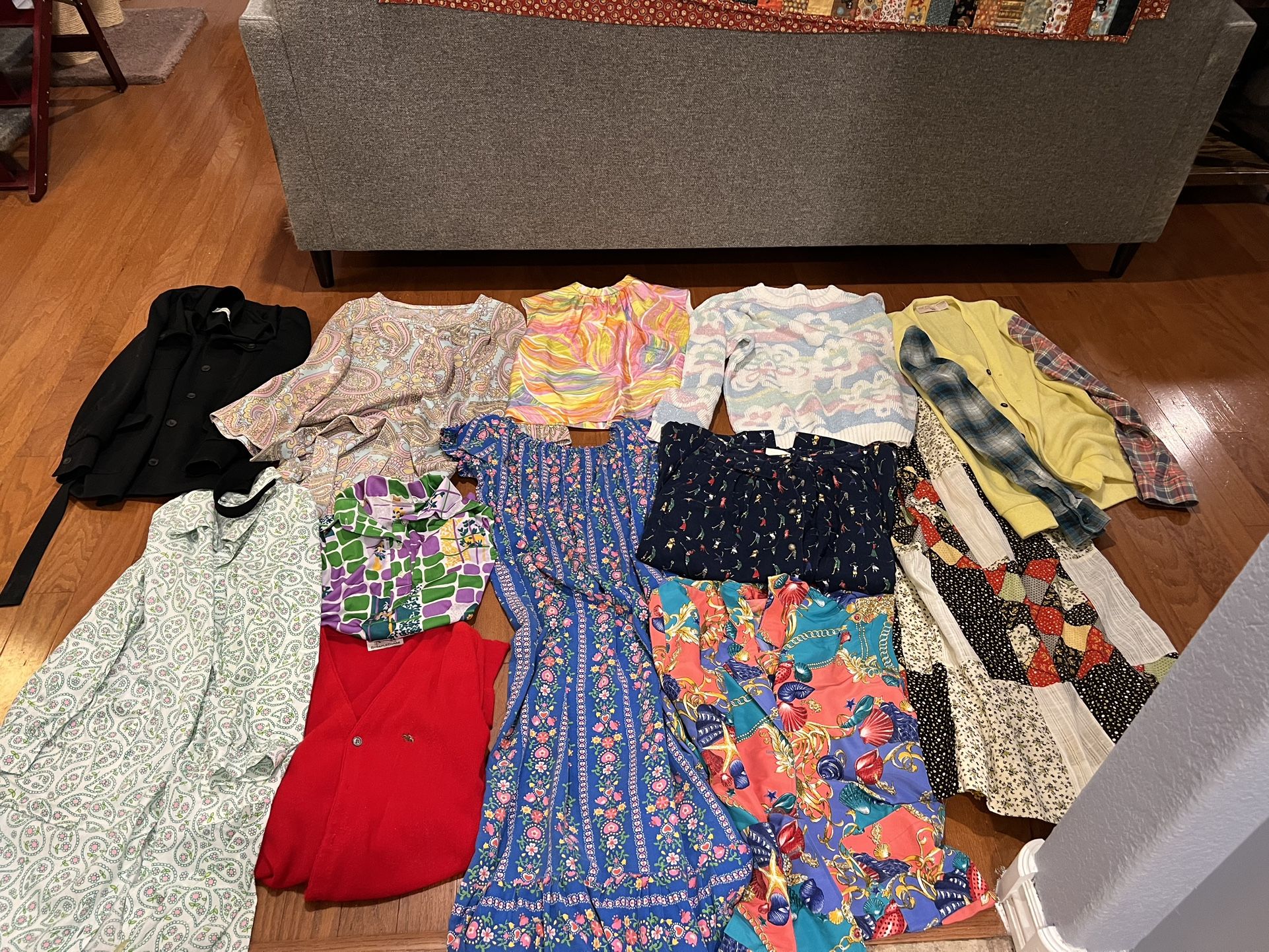 Vintage Women’s Clothing