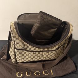 Gucci Authentic Bags !! 