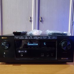 Denon AVR X3300W Bluetooth WIFI In Command 7.2 Channel Home Theater Receiver Remote  AM FM Antennas  24 Hours Test Period 