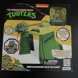 New! Teenage Mutant Ninja Turtles: Mini Madness Skate Park Action Figure