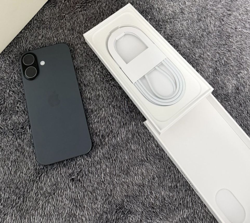iPhone 17