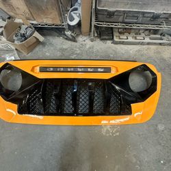 Jeep Wrangler Damon grill $200 or OBO