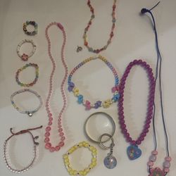 Adorable Mixed Jewelry Lot Of All Wearable Girls/kids Jewelry Bracelets Necklace