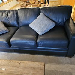 Lazyboy Leather Couch 