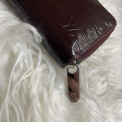 LV Wallet