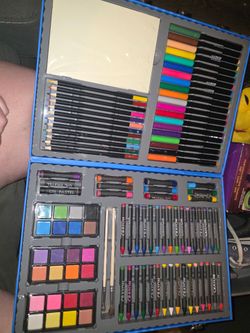 Art supply kit