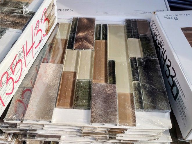Elida Ceramica Laser Contempo 12-in x 12-in Multi-finish Glass; Metal Linear Wall Tile (New, Per Sheet)