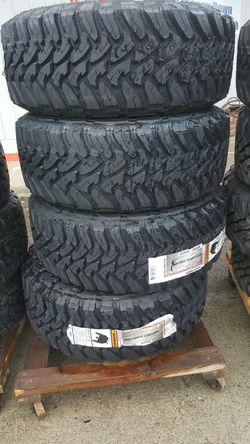 33x1250R20 toyo mt