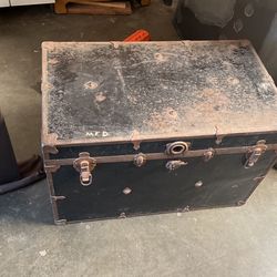 Vintage Chest