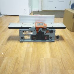 Delta 6" Variable Speed Bench Jointer