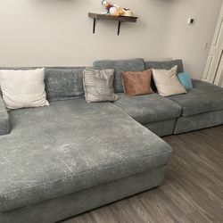 Sectional Couch 