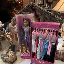 Barbie And Dresses 