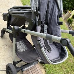 Evenflo Pivot Xpand