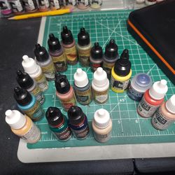 Lot of Miniature Paint x 20