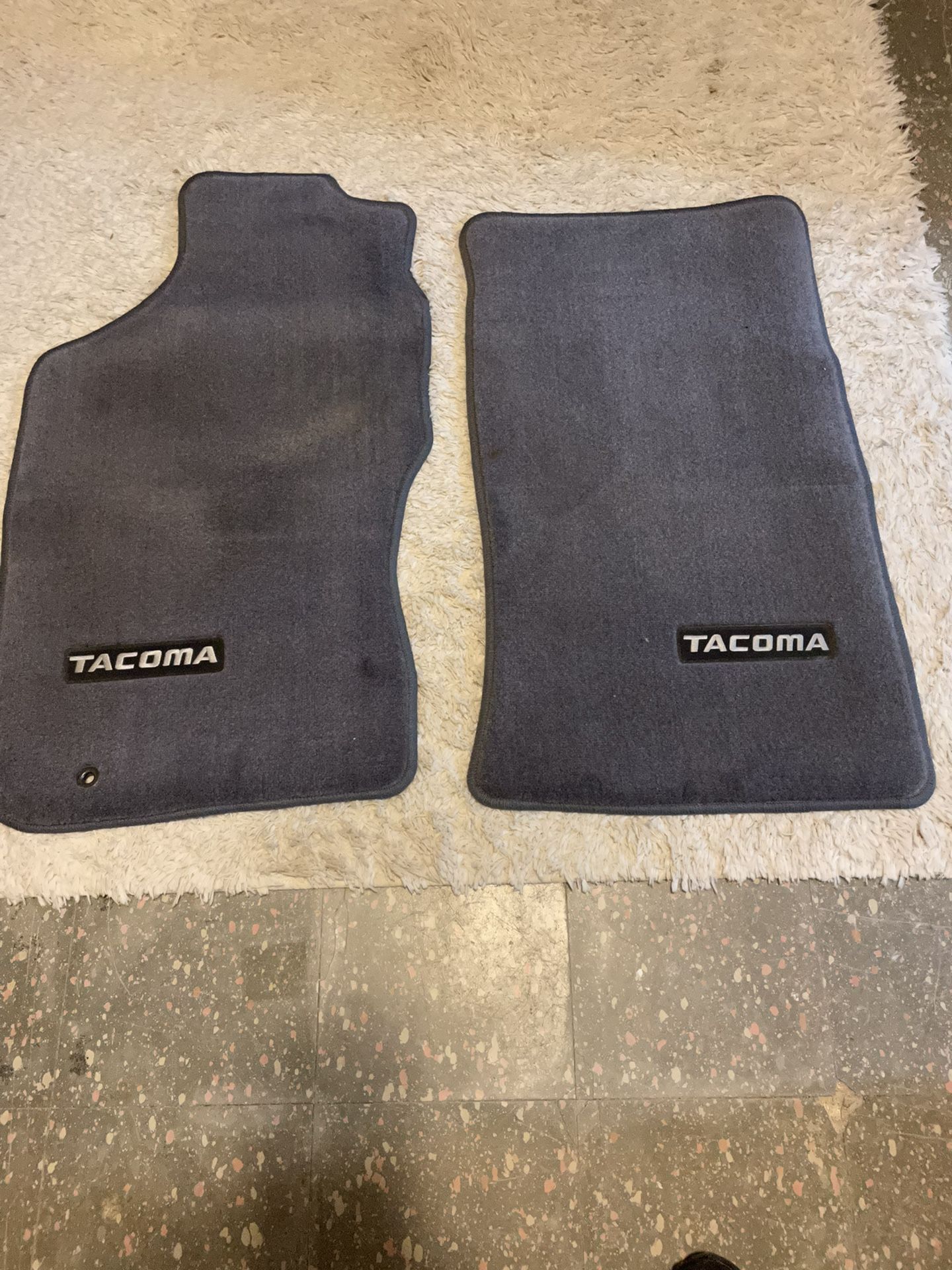 Tacoma Floor Mat - Grey