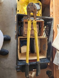 24" Bolt Cutters