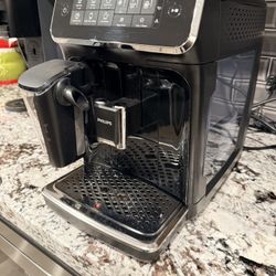 Philips 3200 Series Fully Automatic Espresso Machine, LatteGo Milk Frother