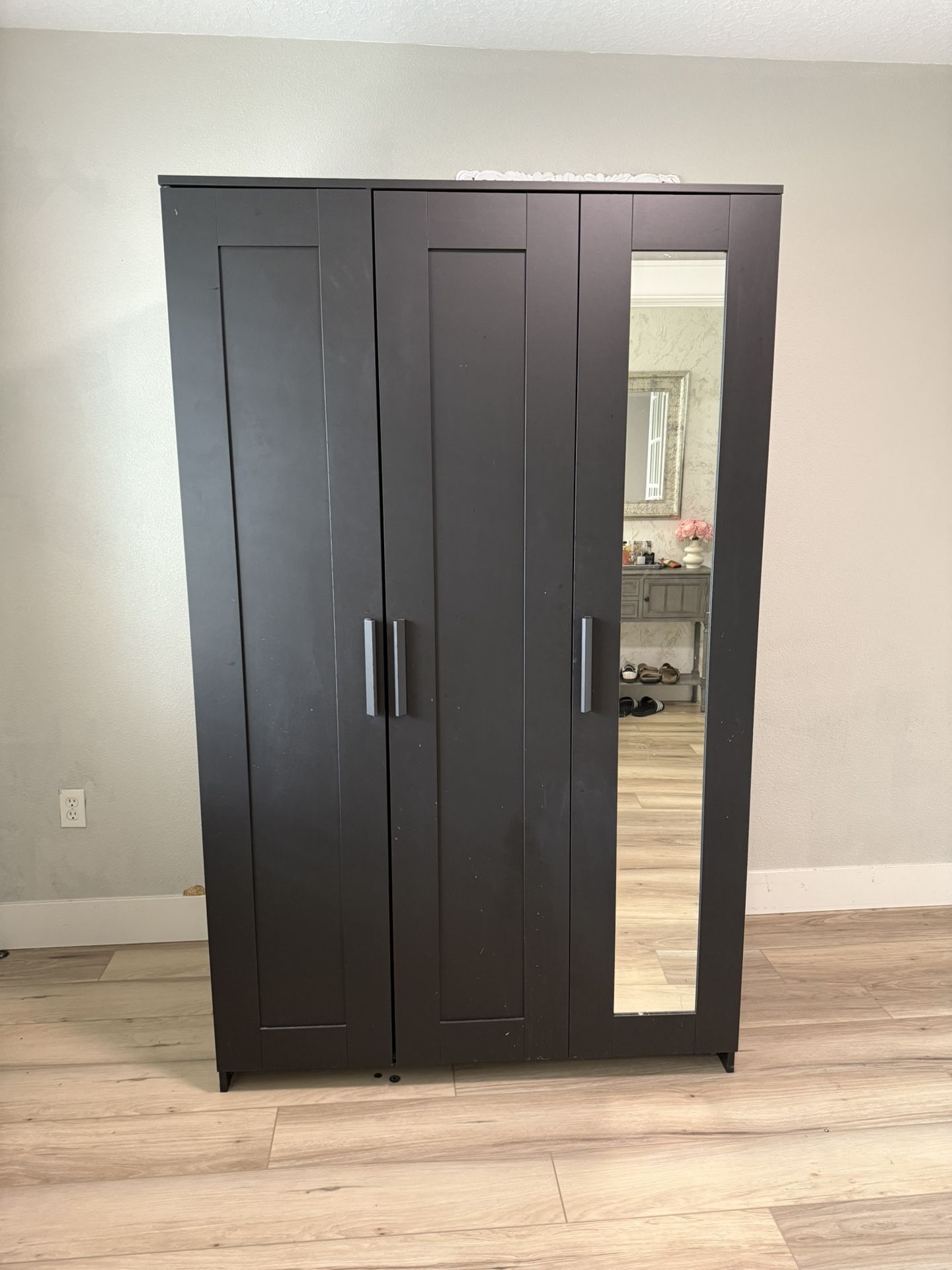 Wardrobe with 3 doors, black, 46x74 3/4