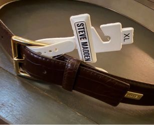 NEW Crocodile-embossed belt by Steve Madden Gold-Tone Buckle , Logo Plate, Sz  XL Dark Brown
