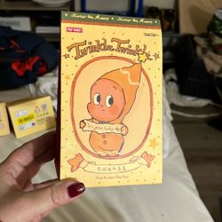 Collectible Twinkle Twinkle Push pendant