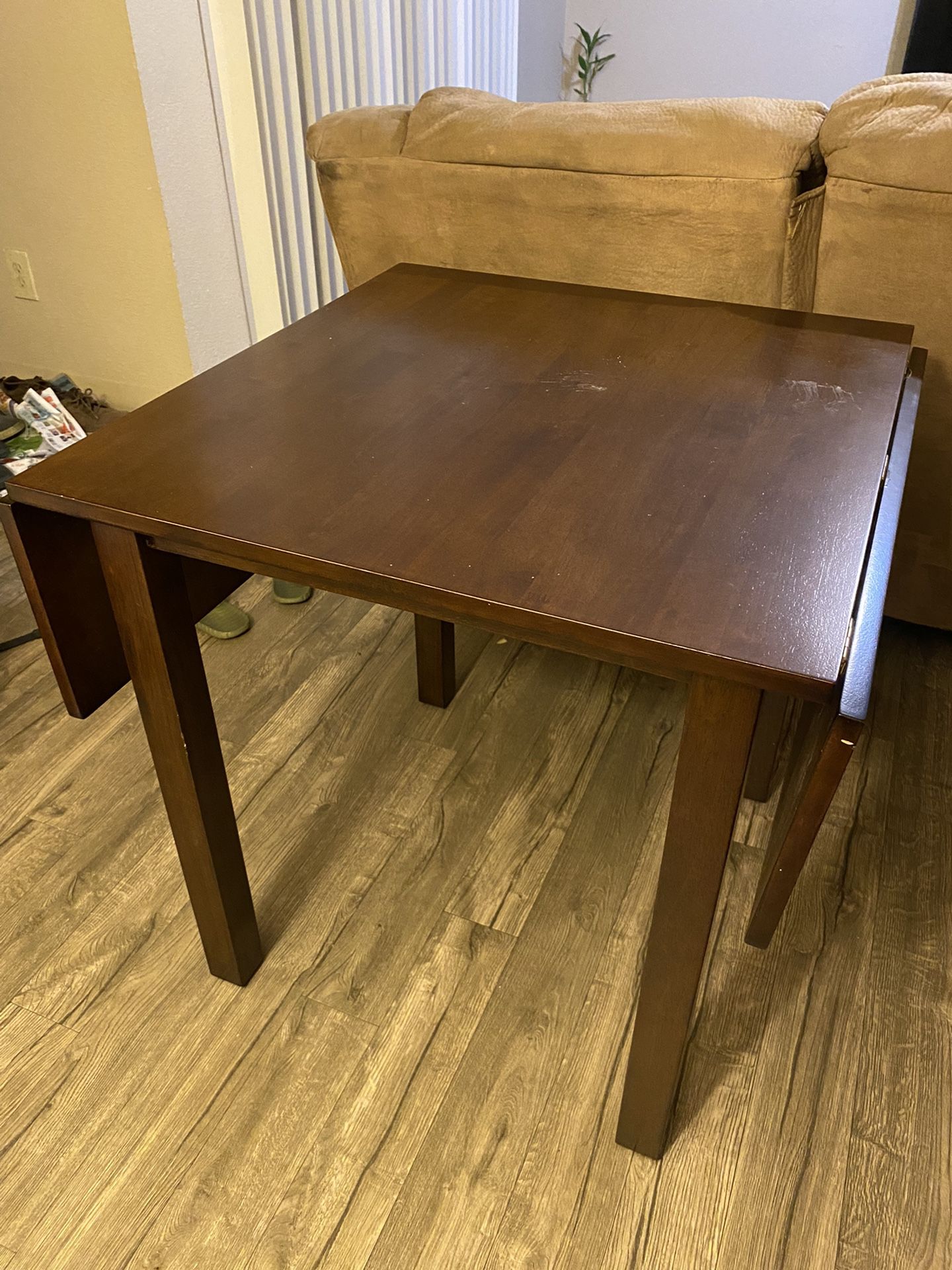 Lorenzen 47.5” Drop Leaf Solid Wood Dining Table