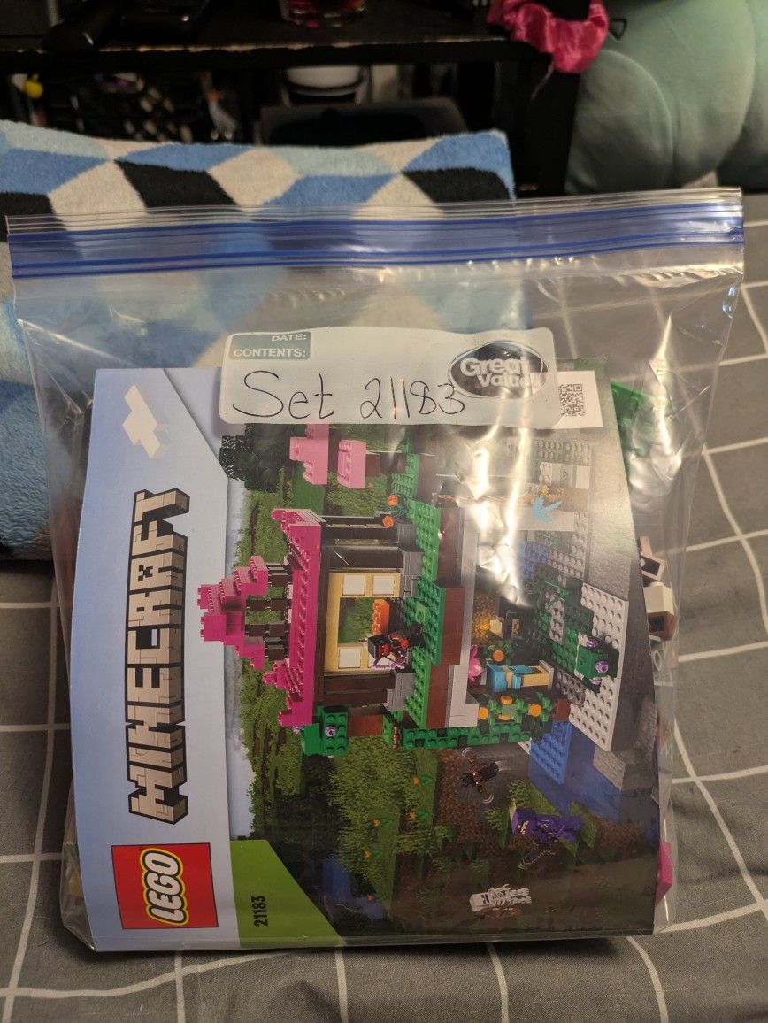 Lego Minecraft Cherry Blossom Training Grounds