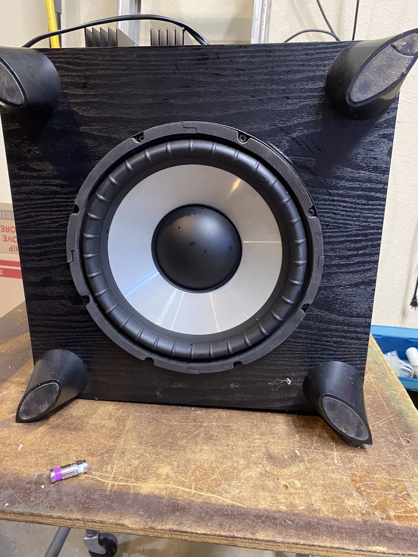 Powered Subwoofer 10 Inch Works Great