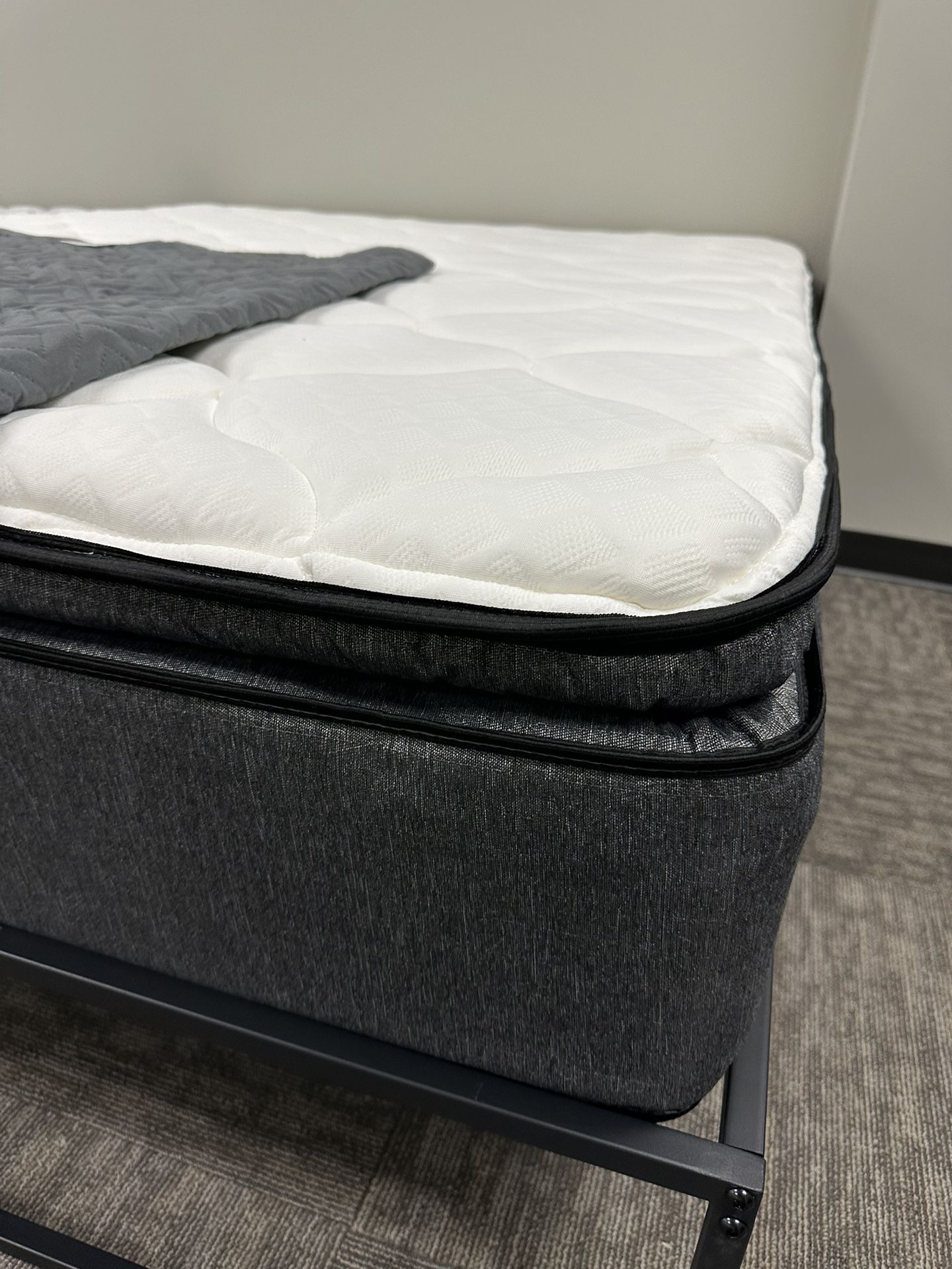 Sycamore 12 Inch Mattress