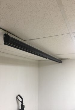 200 inches pulled out projection screens