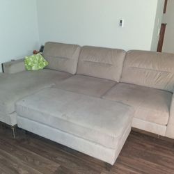 Sectional With Ottoman 