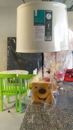 Winnie the Pooh lamp table