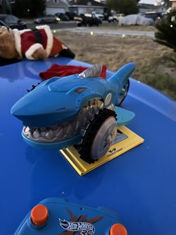 Hot wheel Rc Supercharge Shark