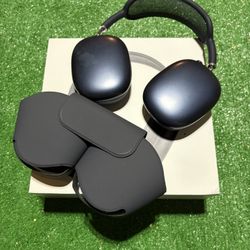 AirPod Maxs 