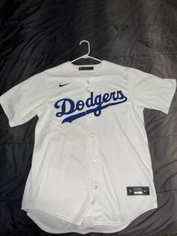 Julio Urías Dodgers Jersey (Size Medium)