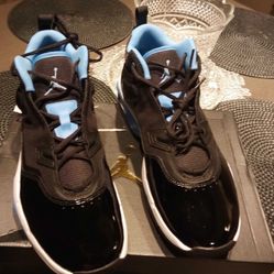 Jordan Flight Stay Loyal 3s Size 10/12 