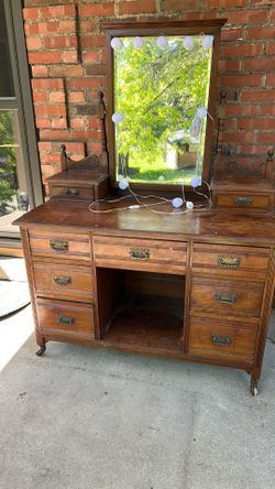 Antique solid wood vanity