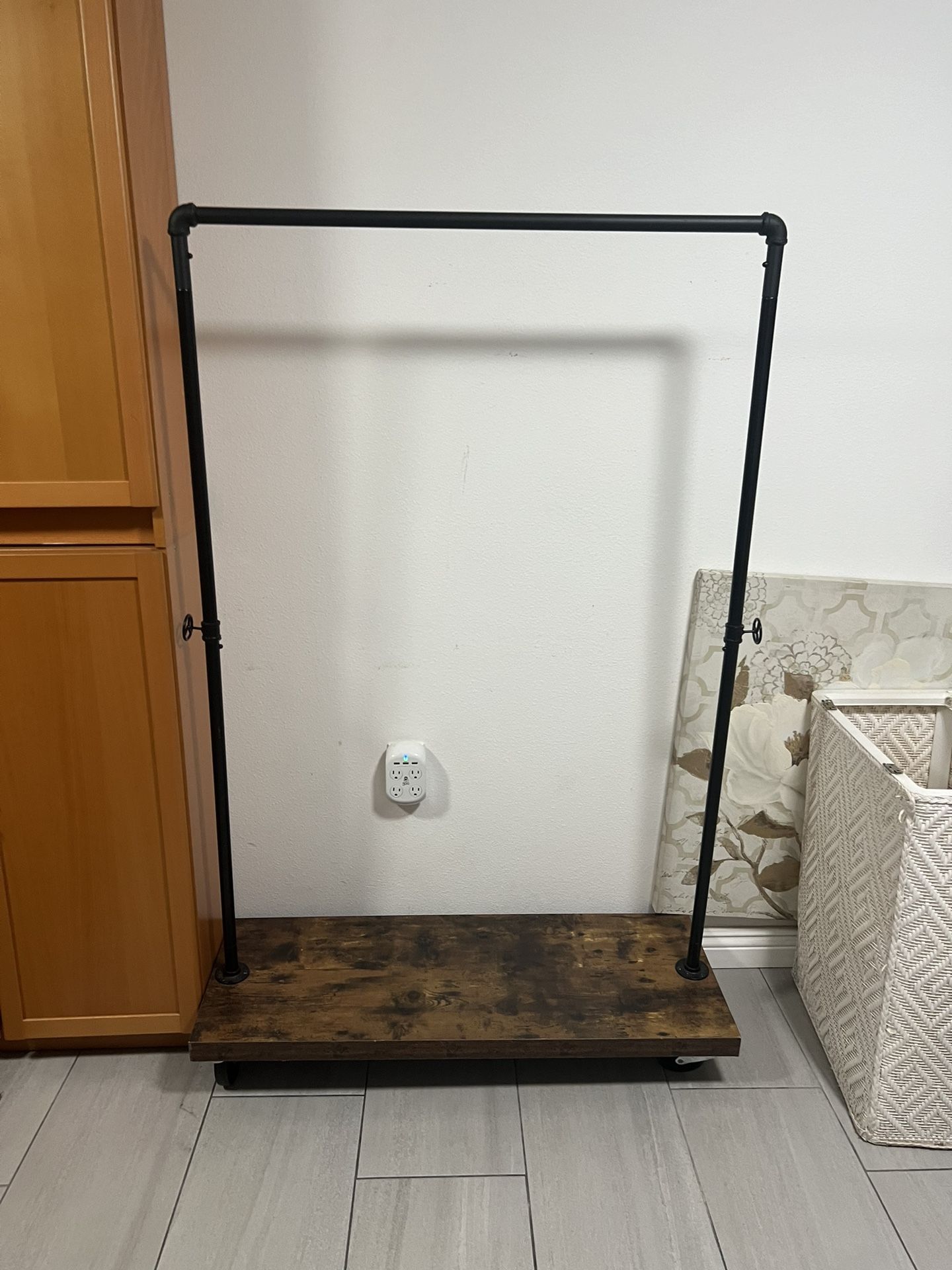 Clothing Rack Make Me An Offer!!!