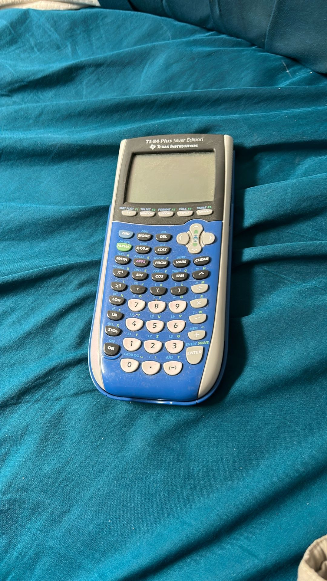TI-84 Graphing Calculator(batteries Included)