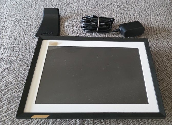 Nixplay Digital Picture Frame 10.1(New)
