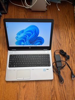 HP Laptop 15.6 Inch 8GB RAM 256GB SSD Fully Functional battery normal with charger