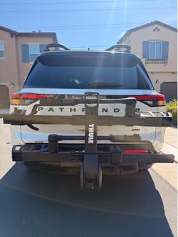 Thule T2 Pro XTR 2 Bike Hitch Rack