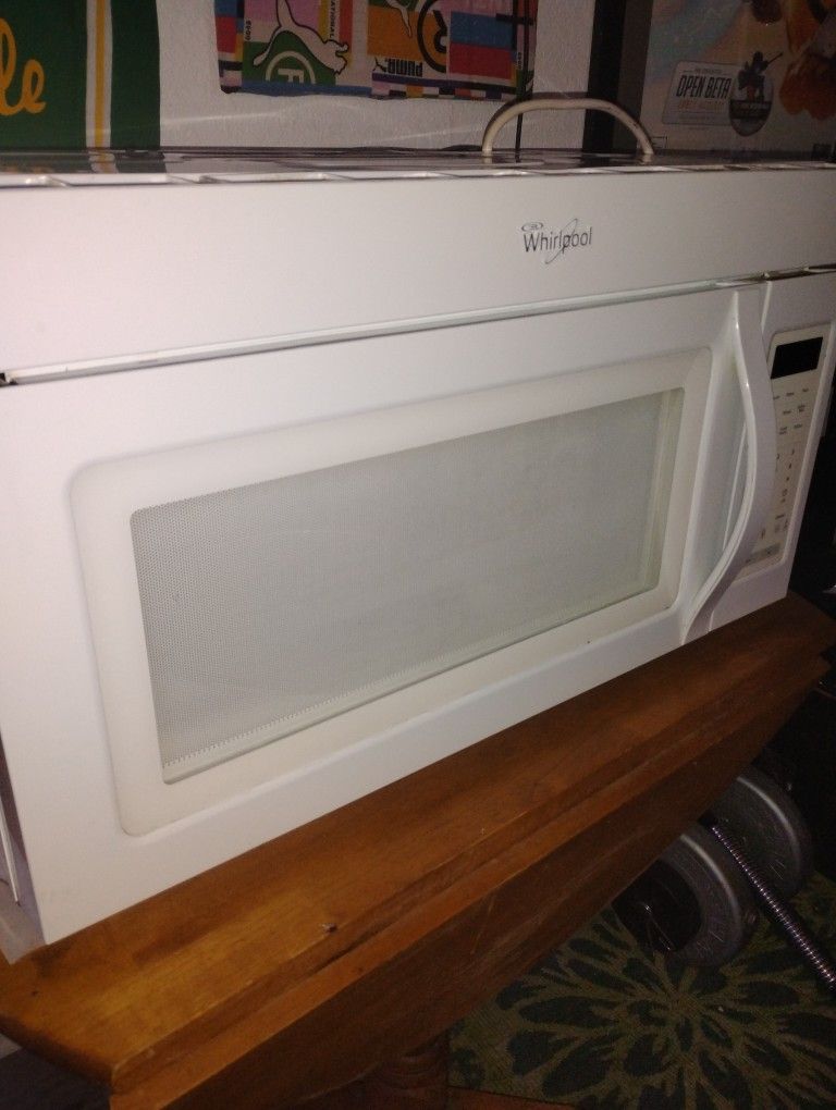 Whirlpool Above The RANGE Microwave