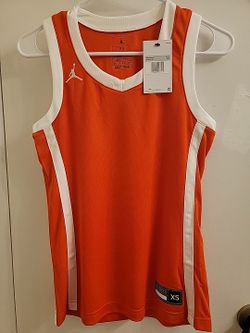 XS AirJordan women's  Dry-Fit jersey