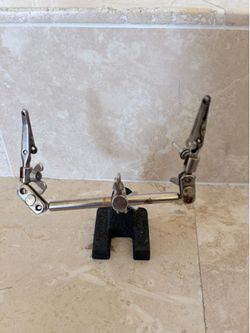Work Station Articulated Alligator Clip Holder Stand