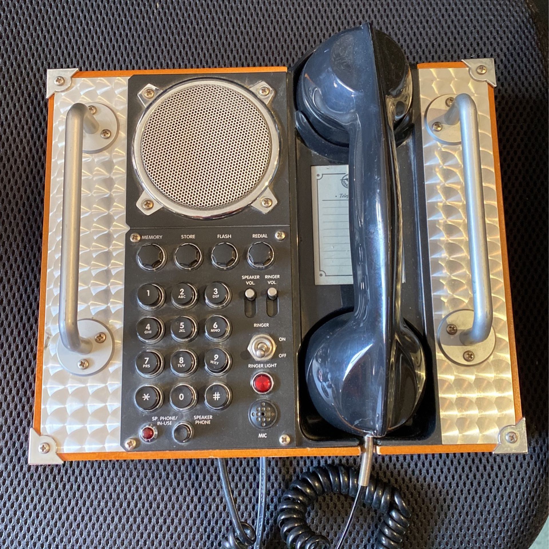 Vintage Style Working Phone