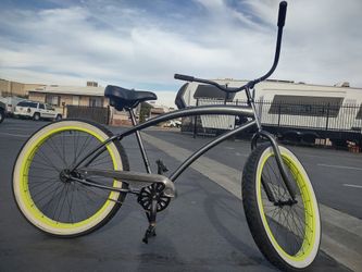 26 In Beach Cruiser Bike 