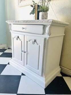 Entry table credenza small dresser
