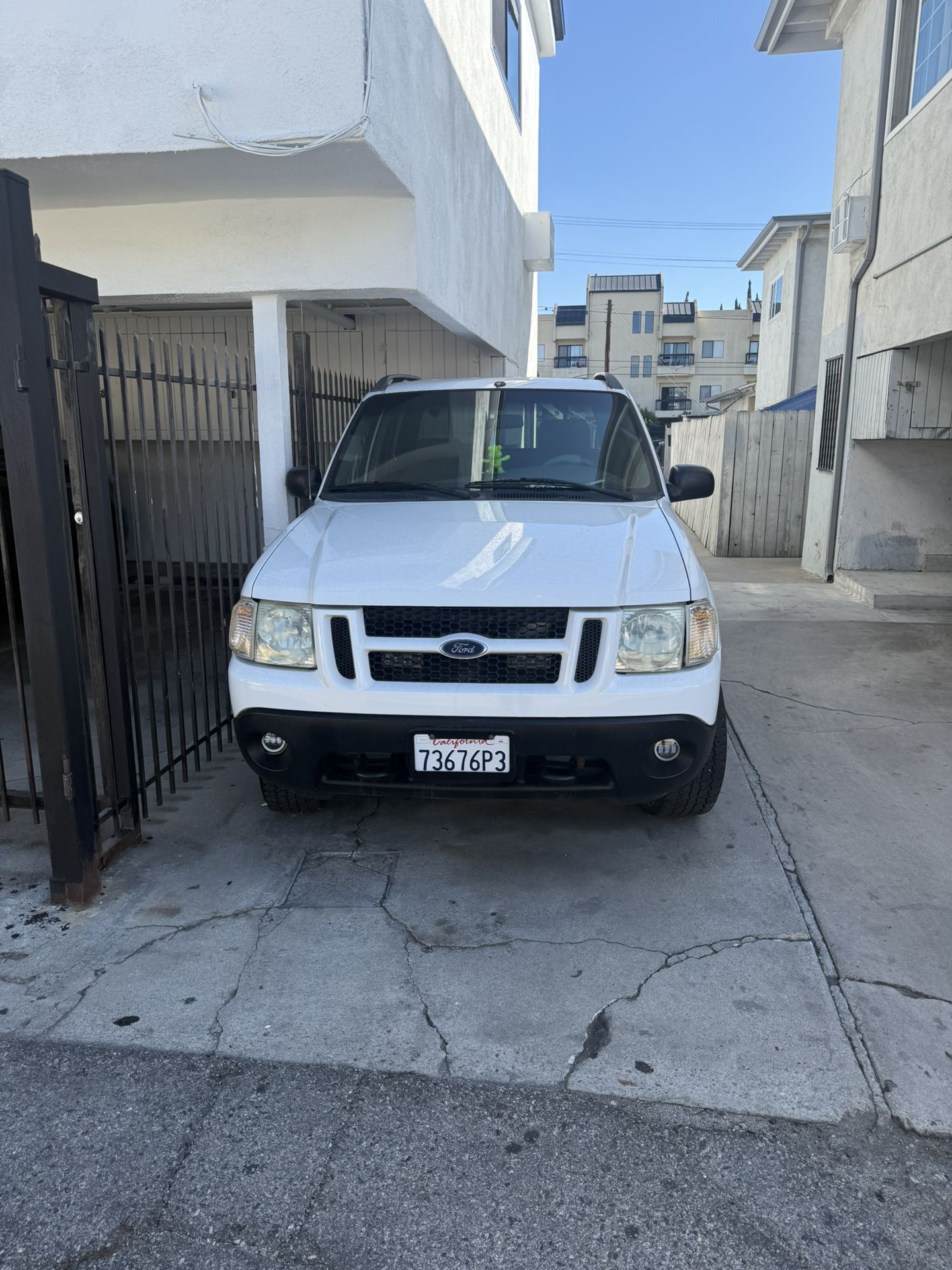 2004 Ford Explorer