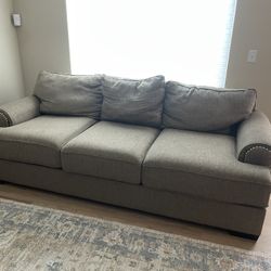 Free Couch 